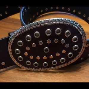 Grommeted leather belt